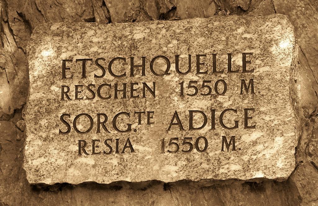 Hotel Etschquelle Resia Esterno foto